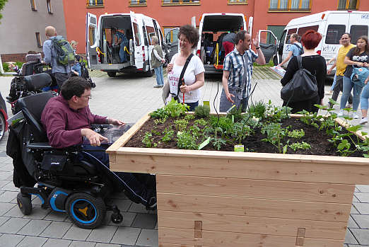 Feierabend ... und die Piazza ist voller Menschen ...